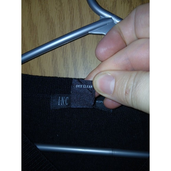 INC Argyle Sweater Mens Size Medium V-Neck Black & Gray 40×27 Merino Wool Blend - Picture 5 of 11